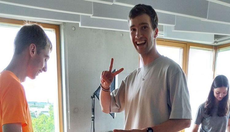 Aus 4 mach 2: Neues Konzept beim Theorie-LG